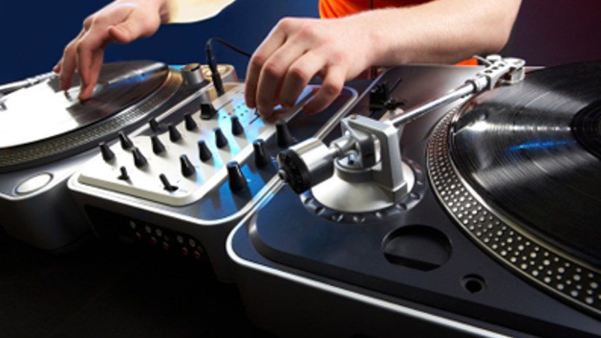 DJ Turntables