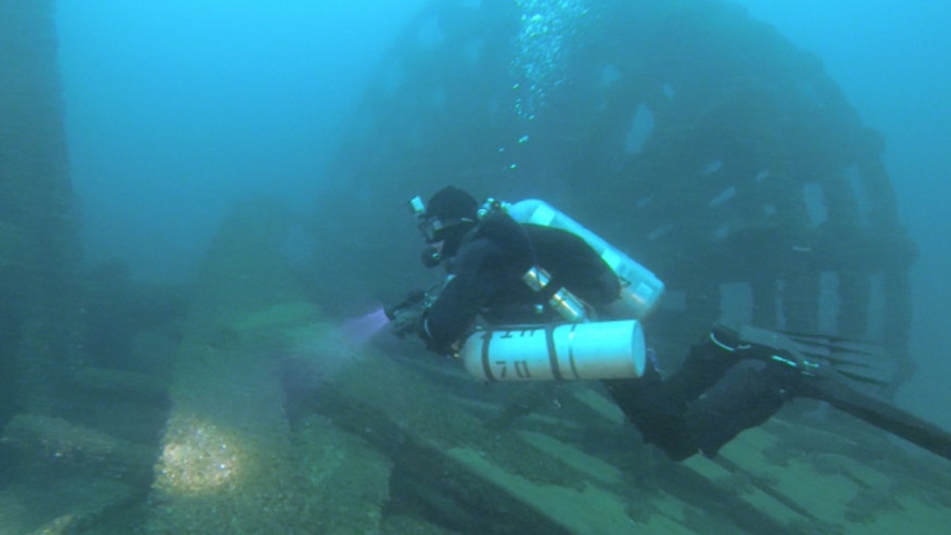 shipwreckhuron12.jpg