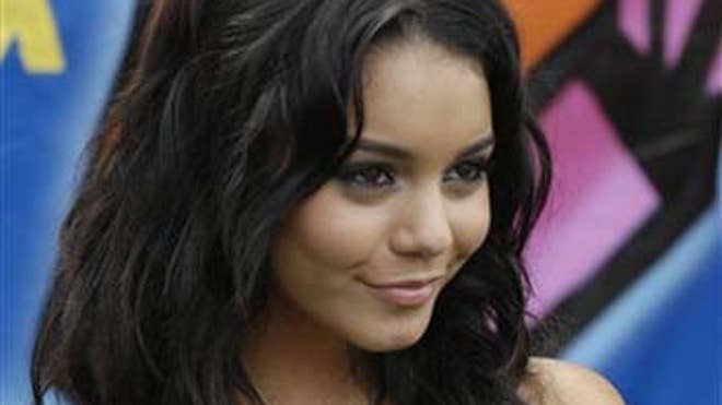 0_21_090707_hudgens.jpg