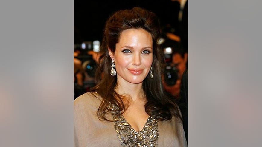 0_21_072508_jolie.jpg