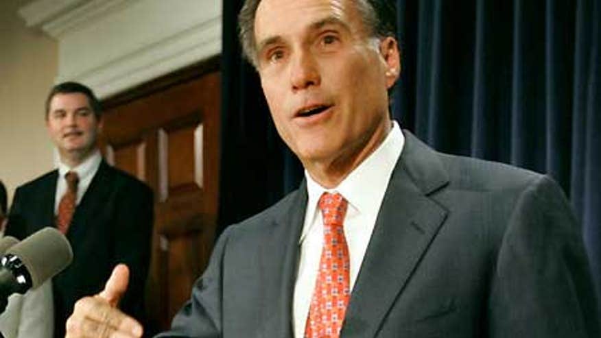 0_21_romney_mitt.jpg
