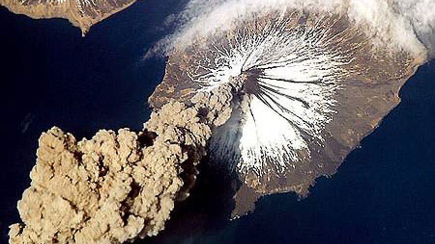 0_21_volcano_alaska.jpg