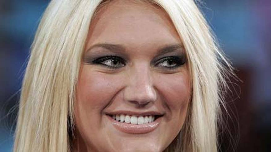 0_23_brooke_hogan_450.jpg