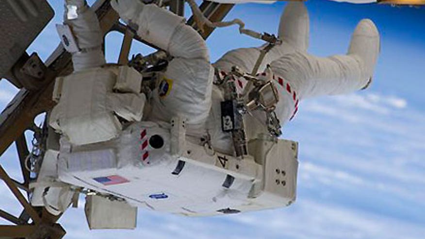 3_26_sts127_eva3_cass.jpg