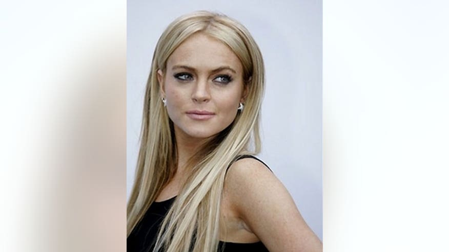 6_21_052907_lohan.jpg