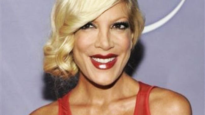 Tori Spelling 640