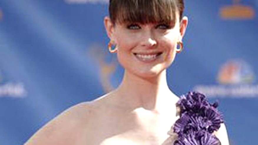 Emily Deschanel 640