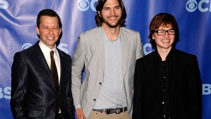 Ashton Kutcher and Men Cast Internal