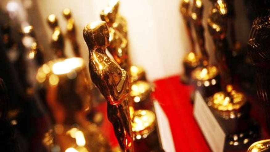 OscarStatues