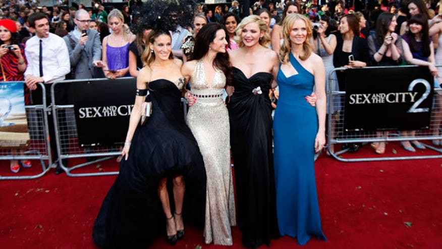 'SATC' Gals Take London