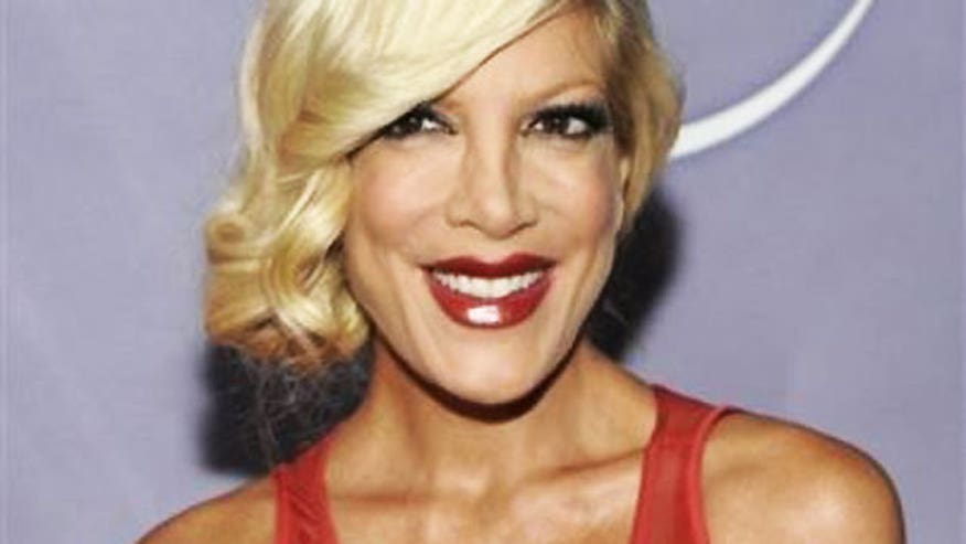 Tori Spelling 640