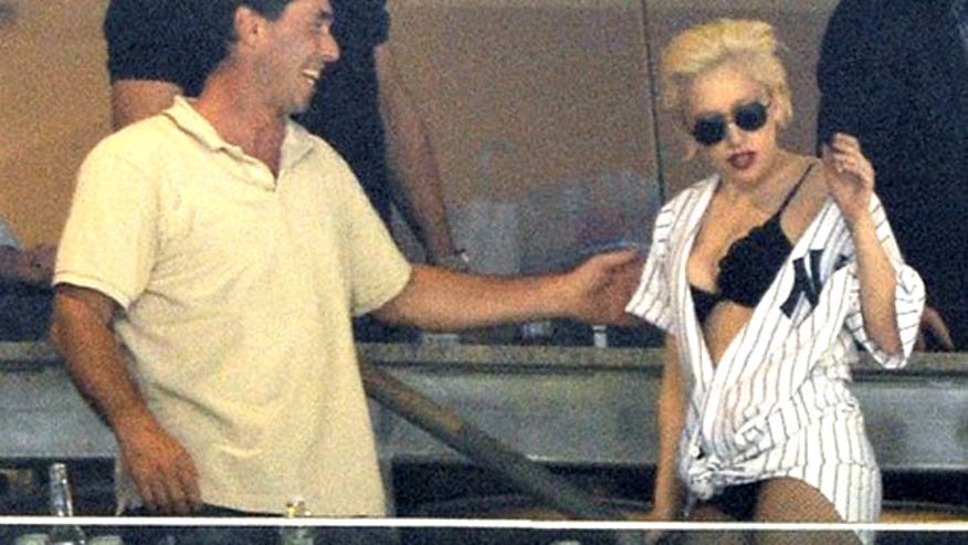 gaga baseball 640