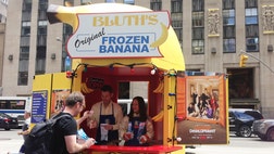>The yellow, banana-shaped hut was set up to promote the return of the beloved series, which was cancelled back in 2006. 