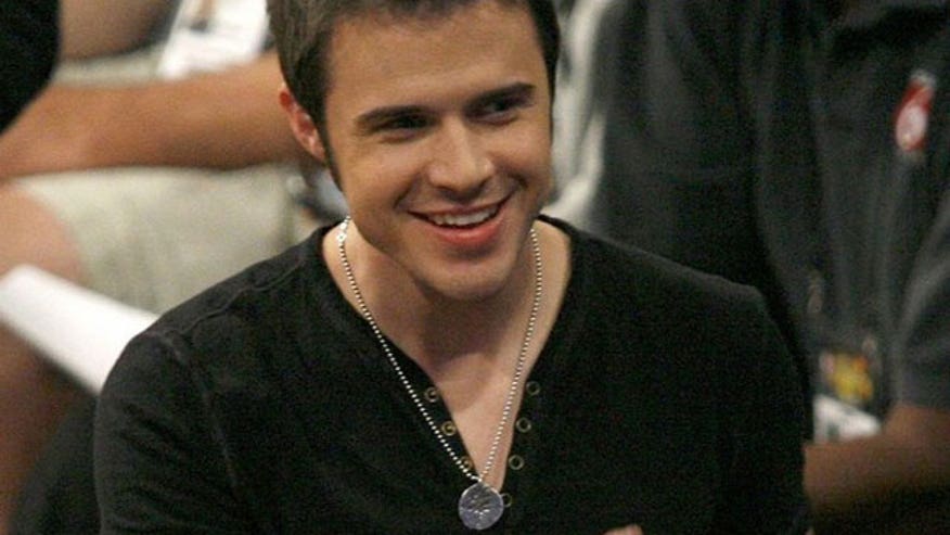 KrisAllen640