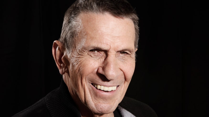 smiling leonard nimoy ap.jpg