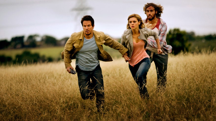 transformers wahlberg run ap.jpg