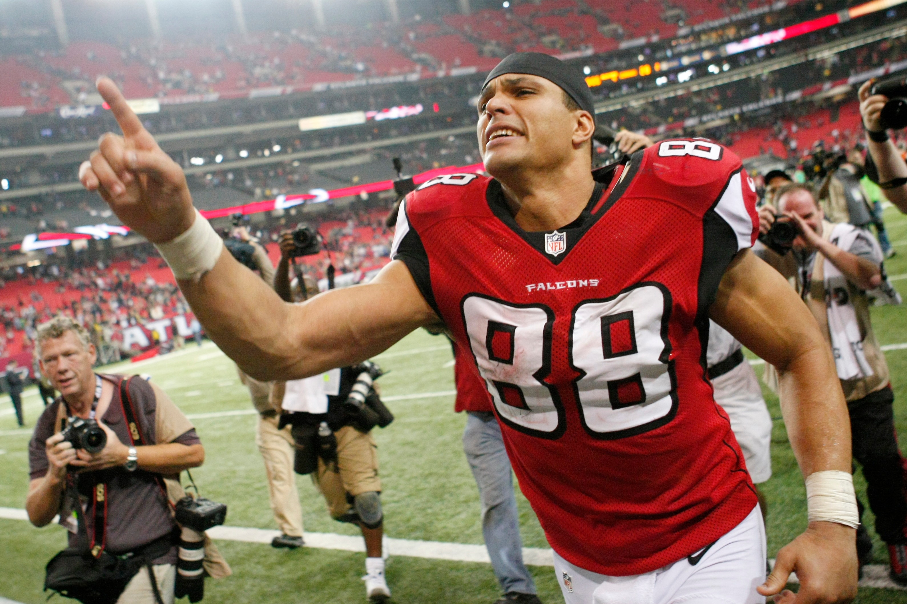NFL's Tony Gonzalez on how to keep active Fox News