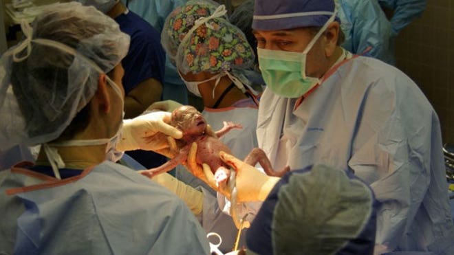 640_BabySextuplet.jpg