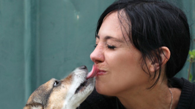 dog kiss