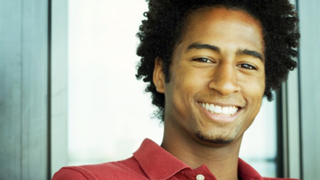 man_smiling_640.jpg