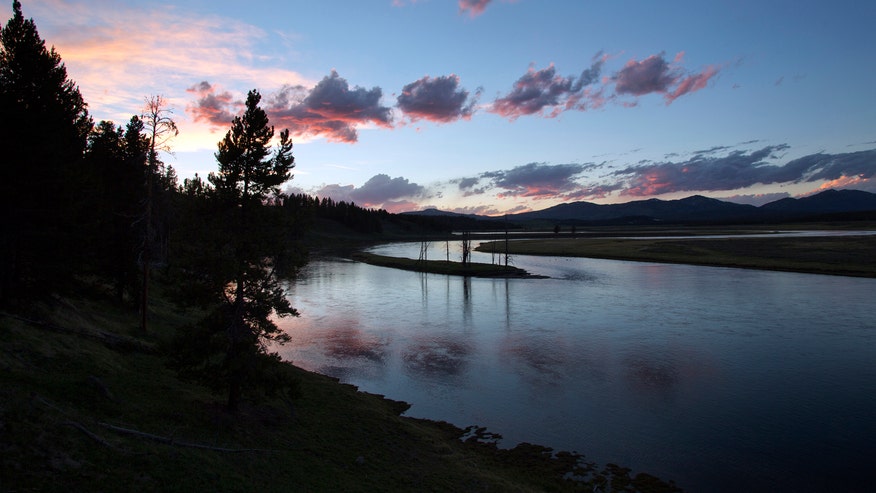 Yellowstone.jpg