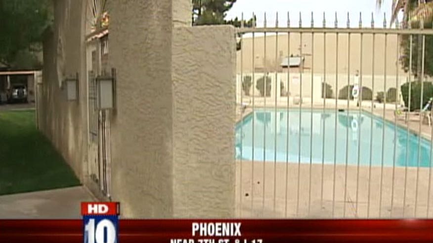 poolfence.jpg