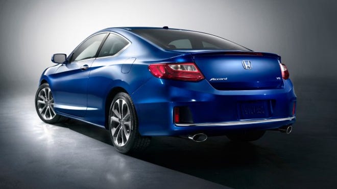 13accordcouperear.jpg