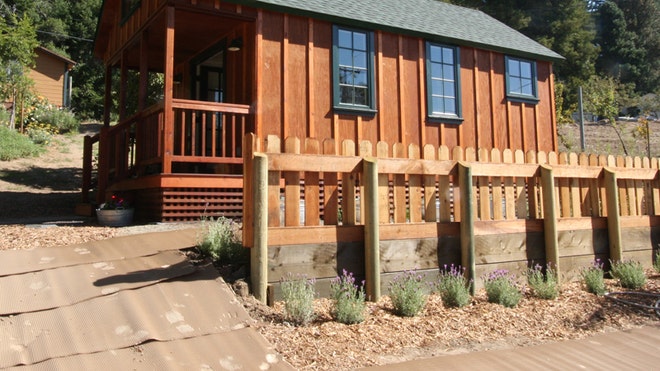 littlehouse.jpg