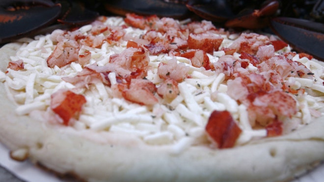 lobsterpizza.jpg