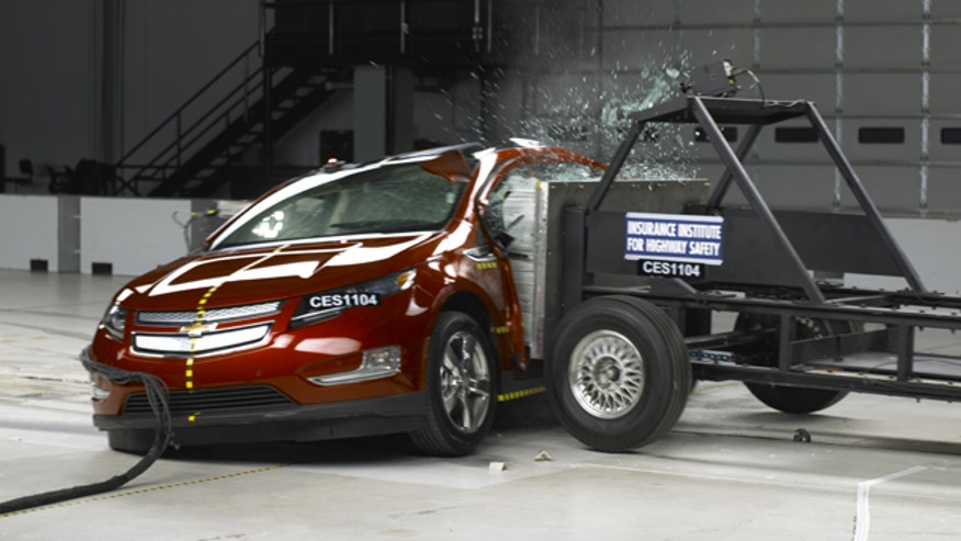 Chevrolet Volt Crash Test