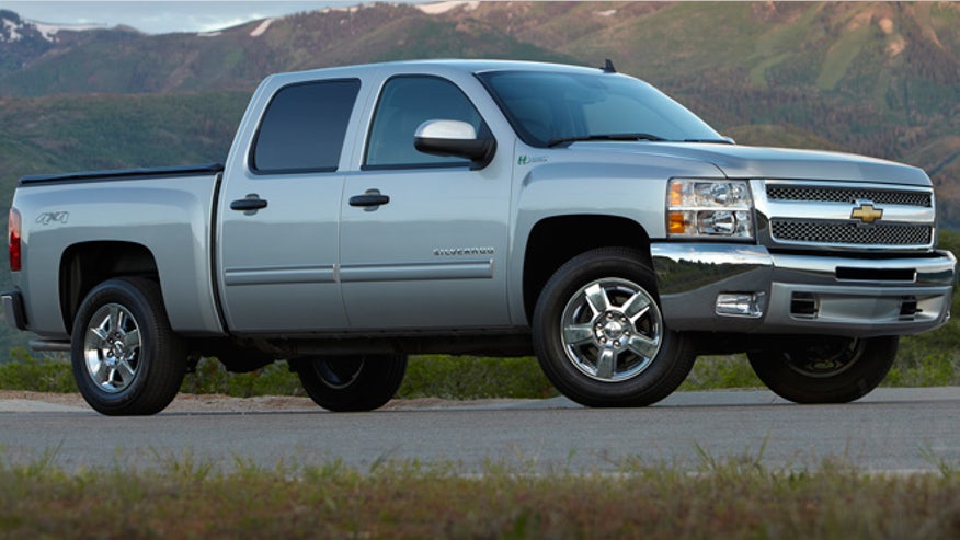 silveradohybrid660.jpg