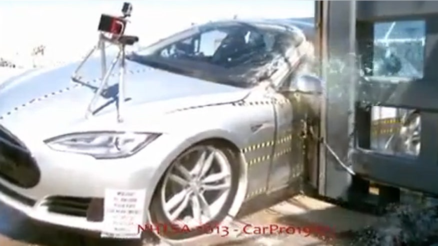 tesla-crash-660.jpg