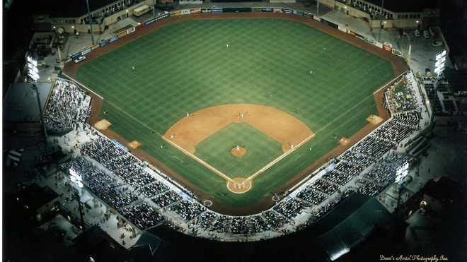 roger_dean.JPG