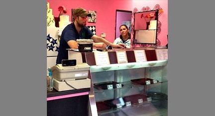 TODD'S AMERICAN DISPATCH: Christian bakery closes after LGBT threats, protests