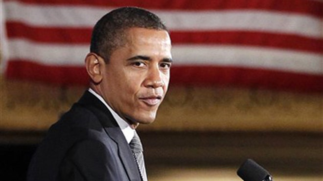 Obama-speaking-side-viewAP.jpg