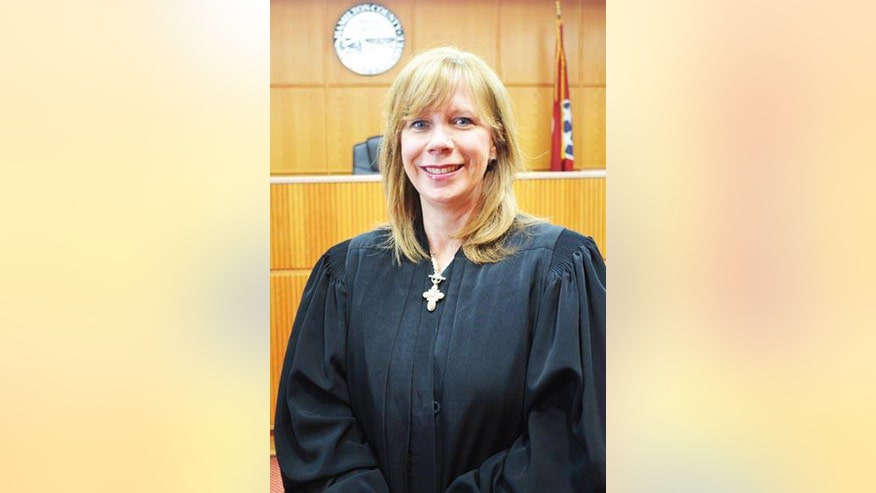 450-Judge-Statom.jpg