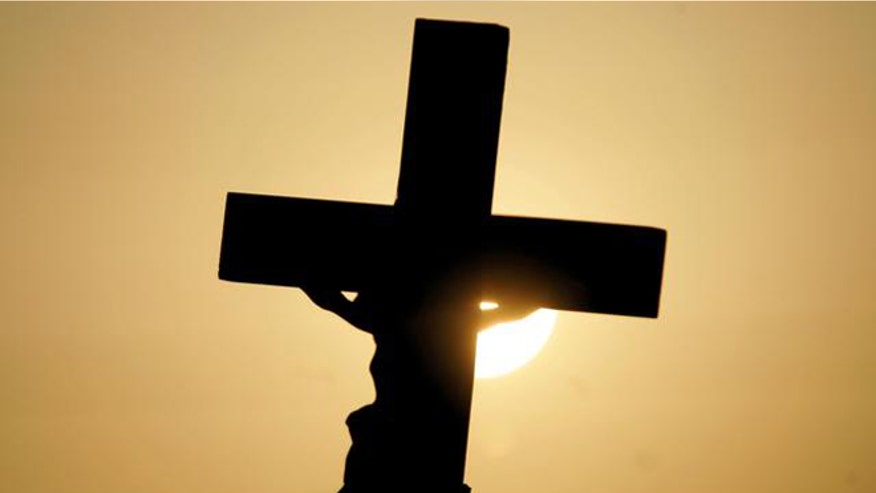 660-Catholics-cross.jpg
