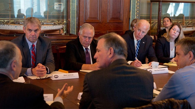 biden_wh_011013.jpg