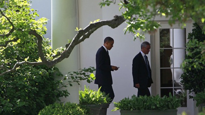 041210_obama_rahm
