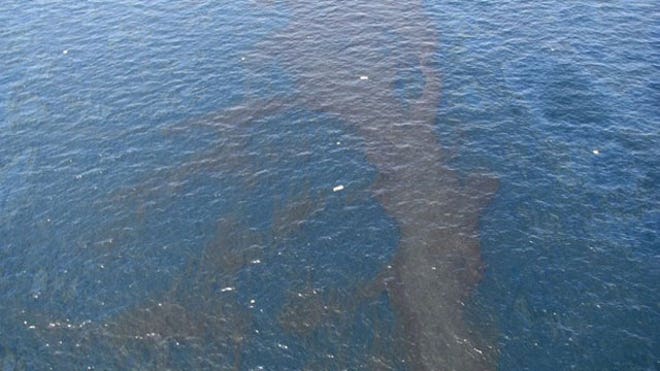042610_oilspill