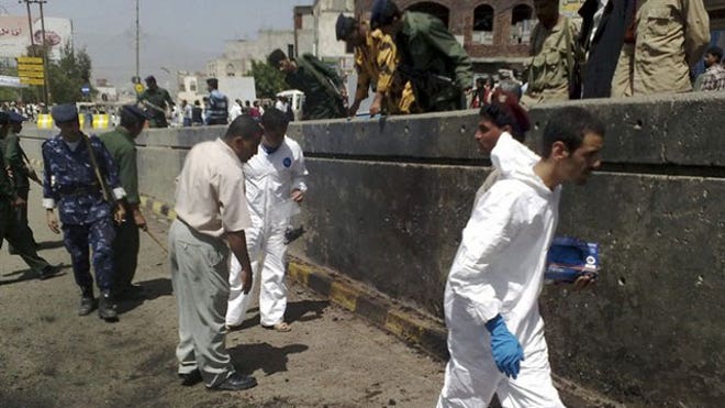 042610_yemenblast