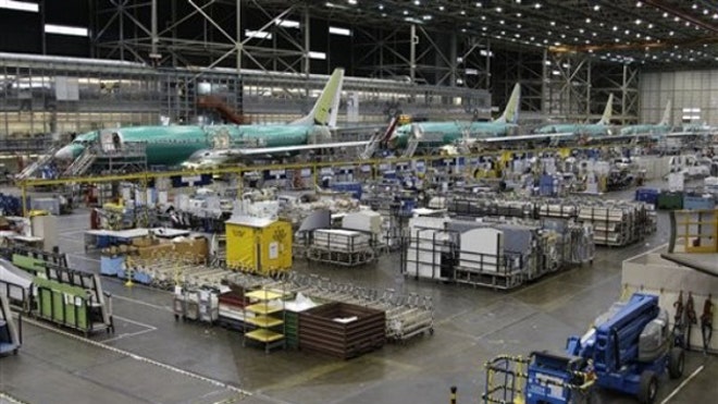 boeing_102610.jpg