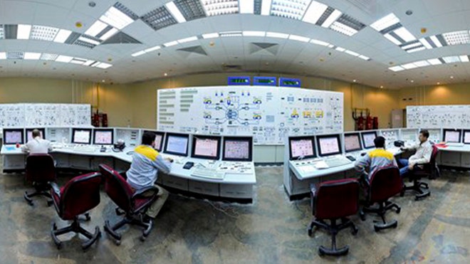 bushehr_inside_113009.jpg