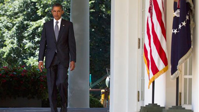 obama_rosegardenwalk_083111.jpg