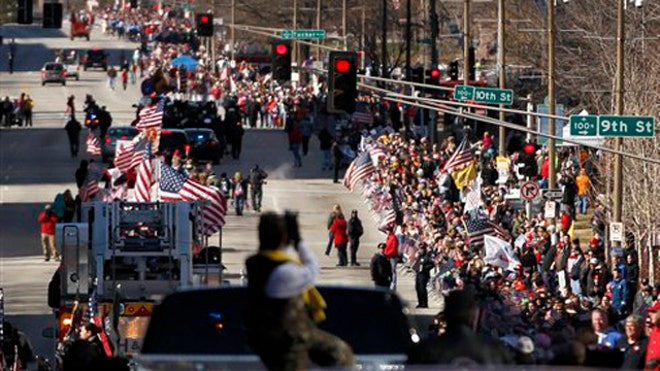 parade_stlouis_012812.jpg
