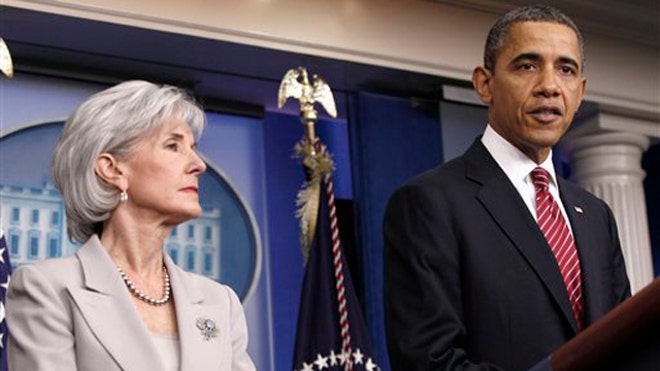 sebelius_obamapresser_021012.jpg