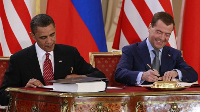 Obama, Medvedev sign START treaty
