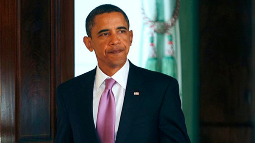 010810_obama_arrives