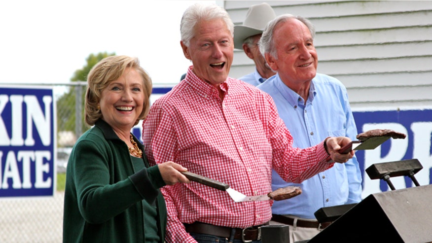 Clintons_Iowa.jpg