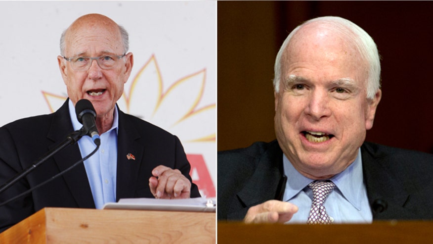 Roberts_McCain_AP_660.jpg